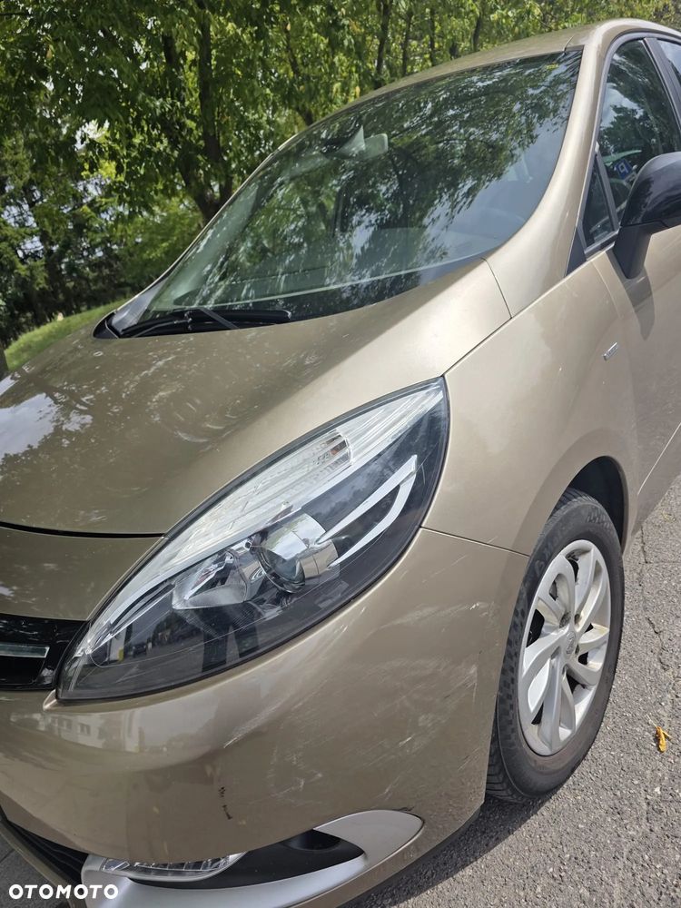 Renault Scenic 1.6 16V Limited - 11