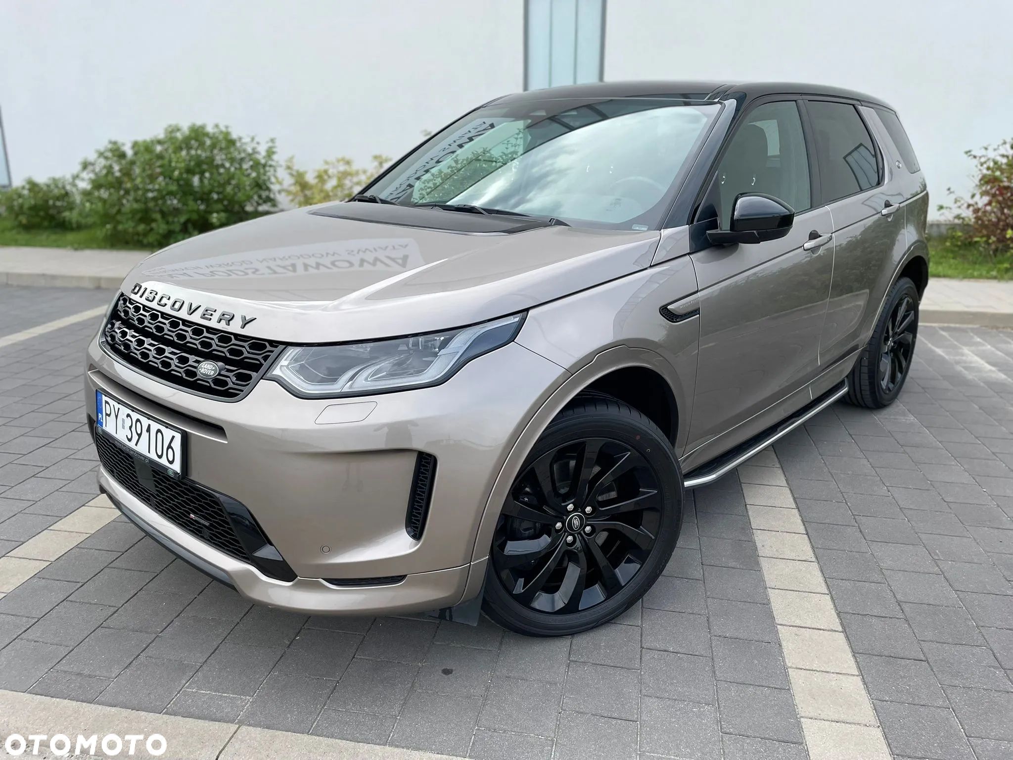 Land Rover Discovery Sport - 1