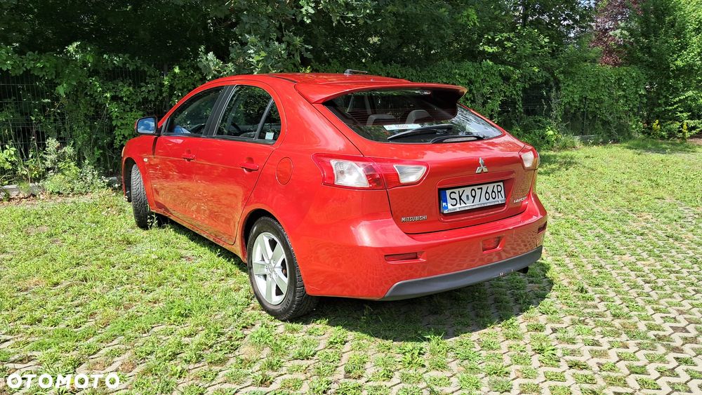 Mitsubishi Lancer 1.8 Invite - 10