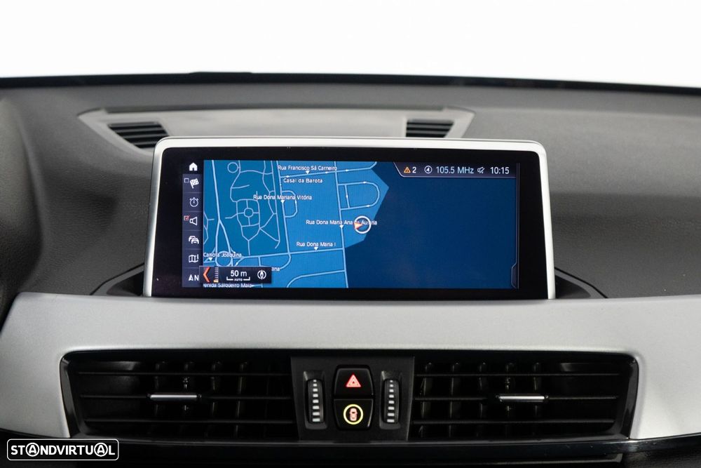 BMW X1 25 e xDrive Corporate Edition - 24