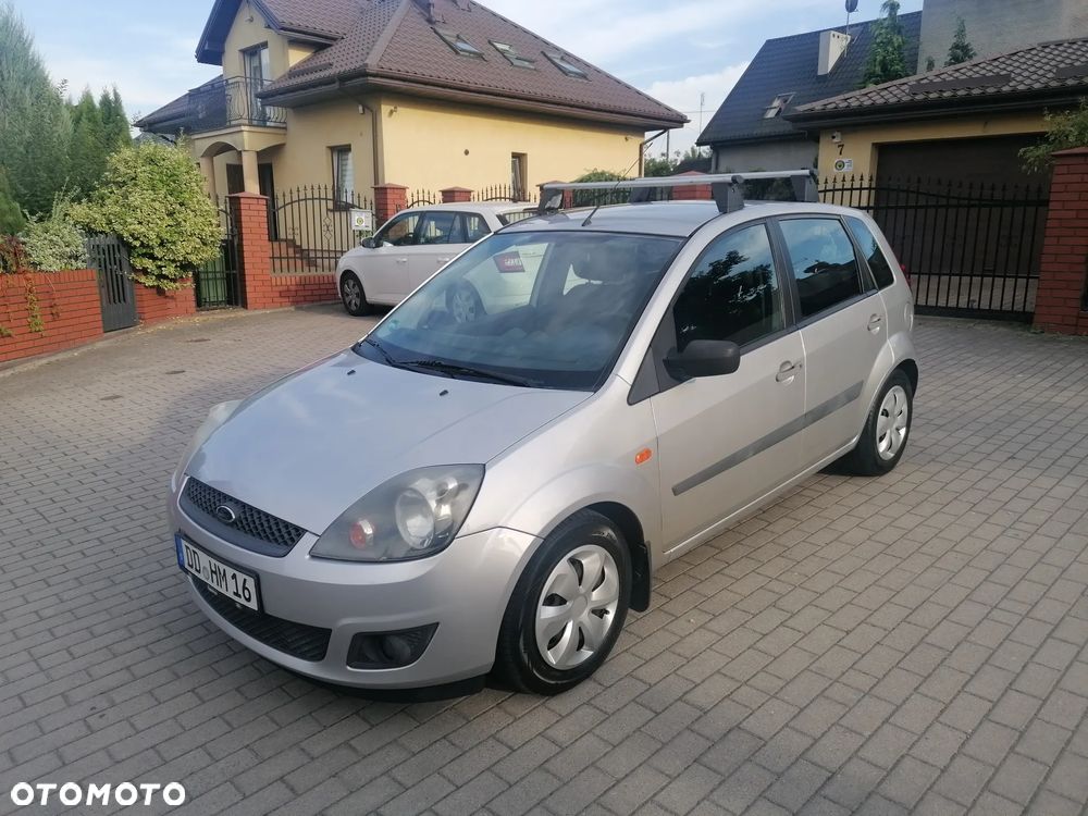 Ford Fiesta - 4