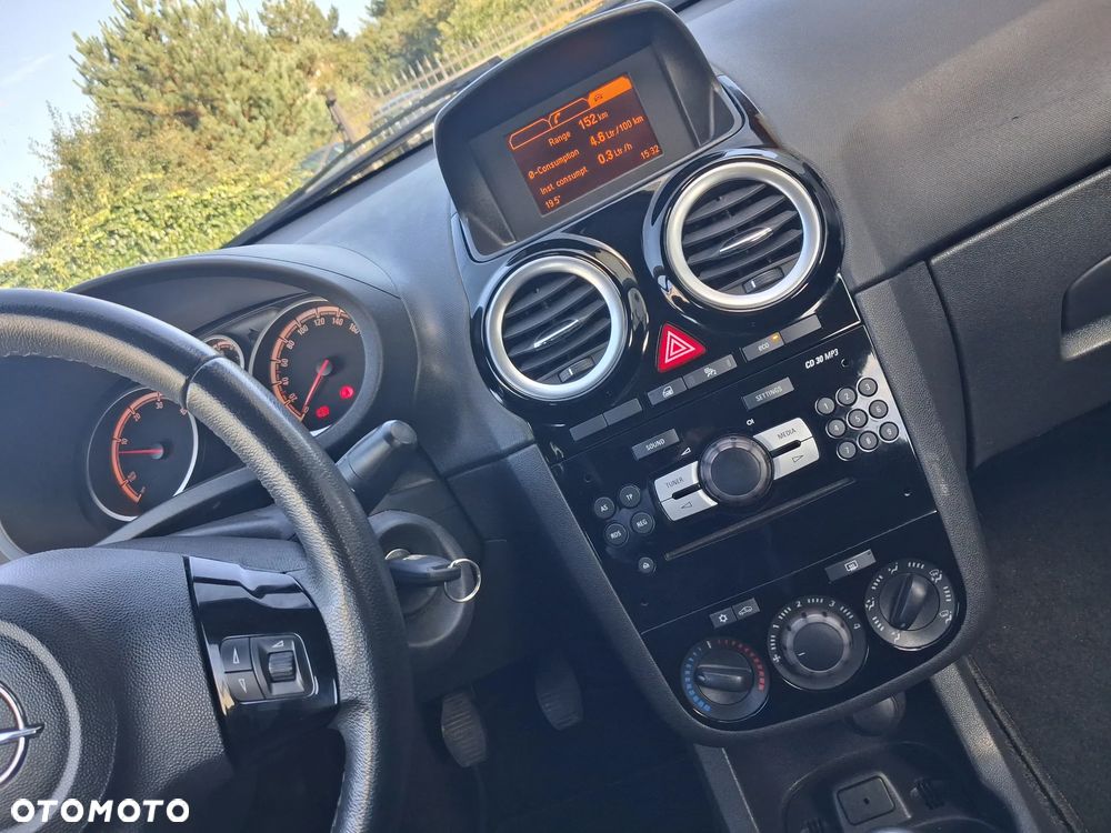 Opel Corsa - 16