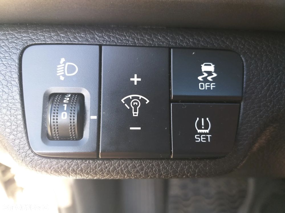 Kia Rio 1.2 M - 14