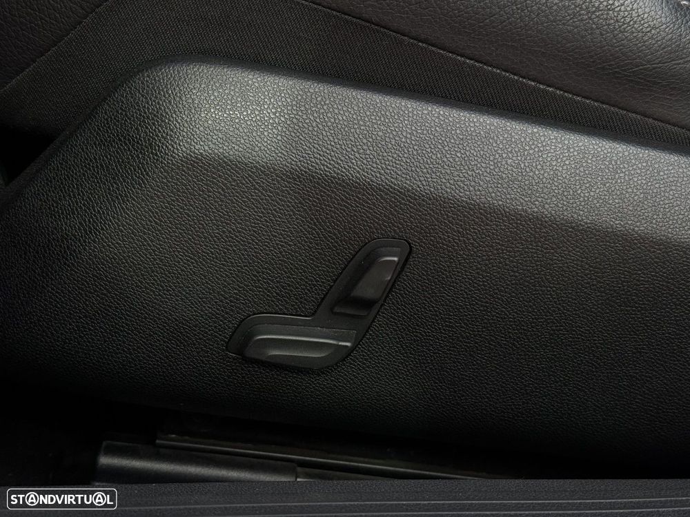 Mercedes-Benz E 300 Bluetec Hybrid Avantgarde - 18