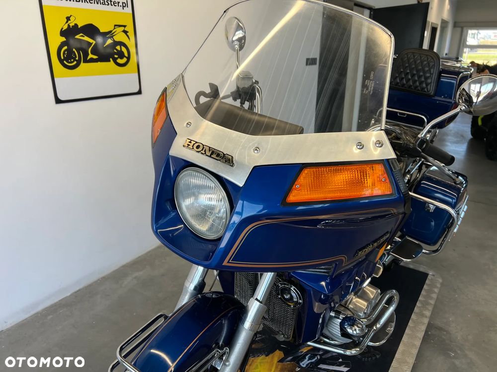 Honda GL - 10