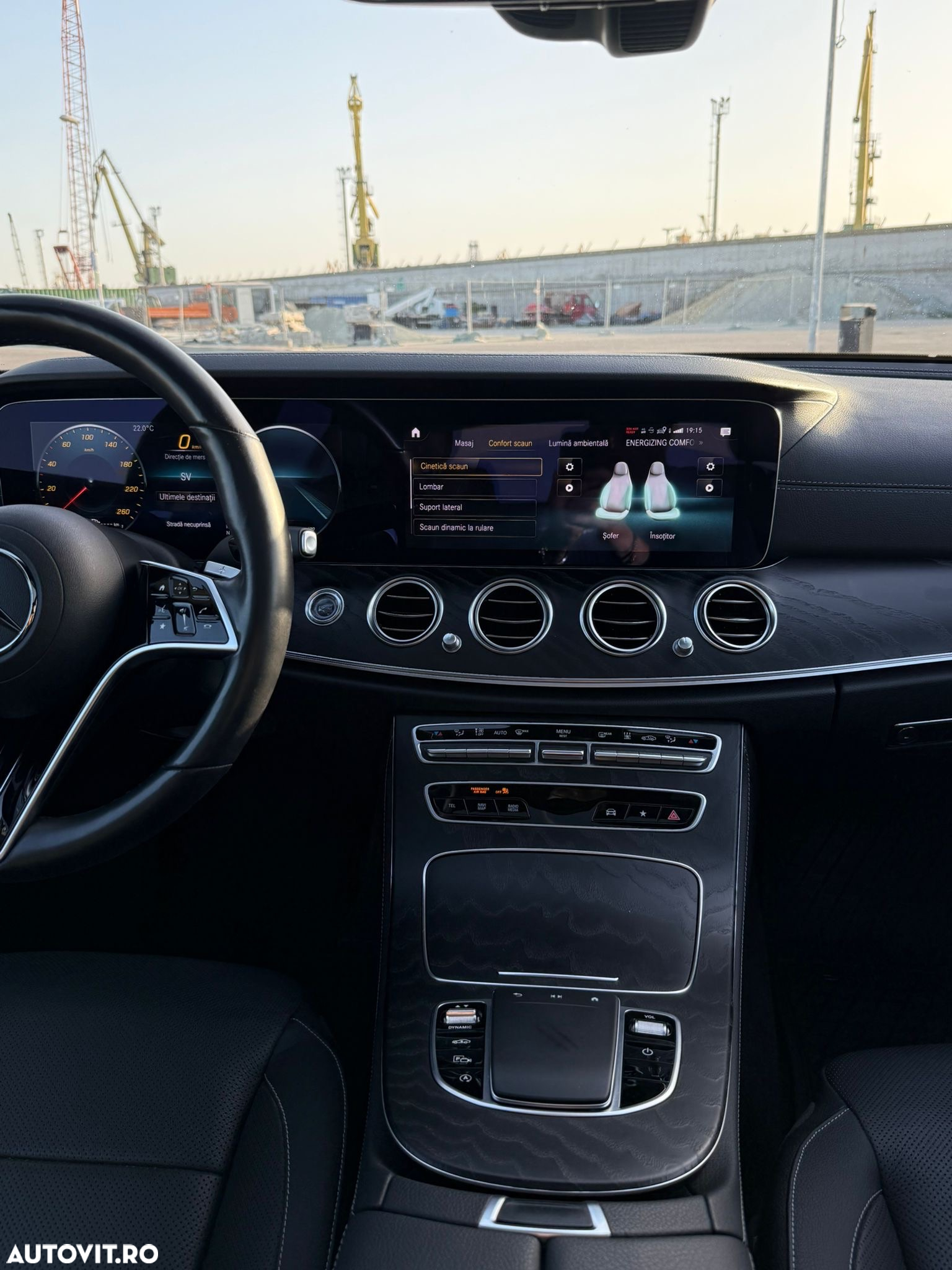 Mercedes-Benz E 400 d 4Matic 9G-TRONIC AMG Line - 24