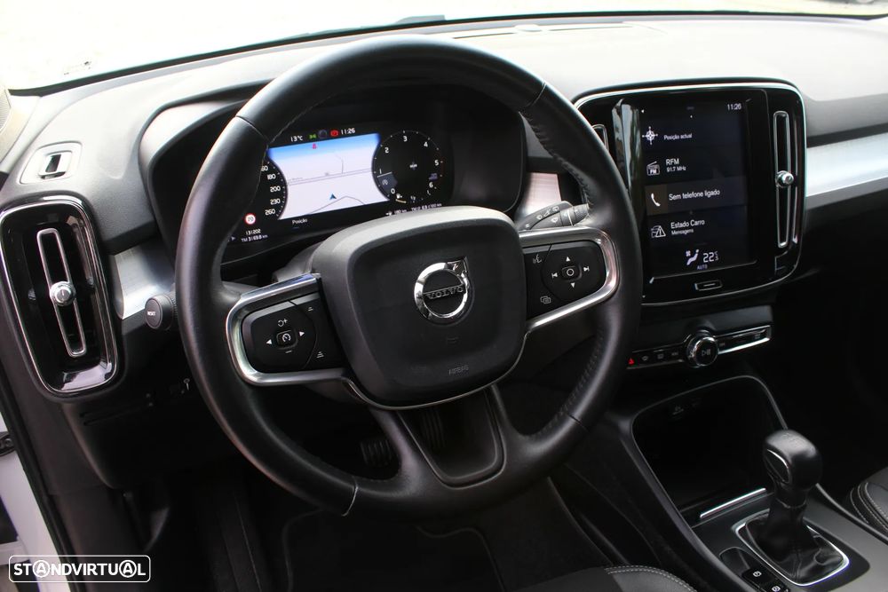 Volvo XC 40 2.0 D3 Momentum Plus - 9