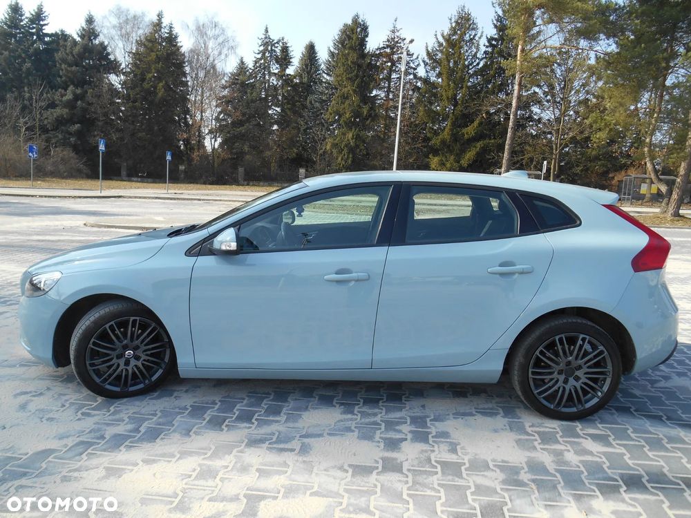 Volvo V40 D2 - 3