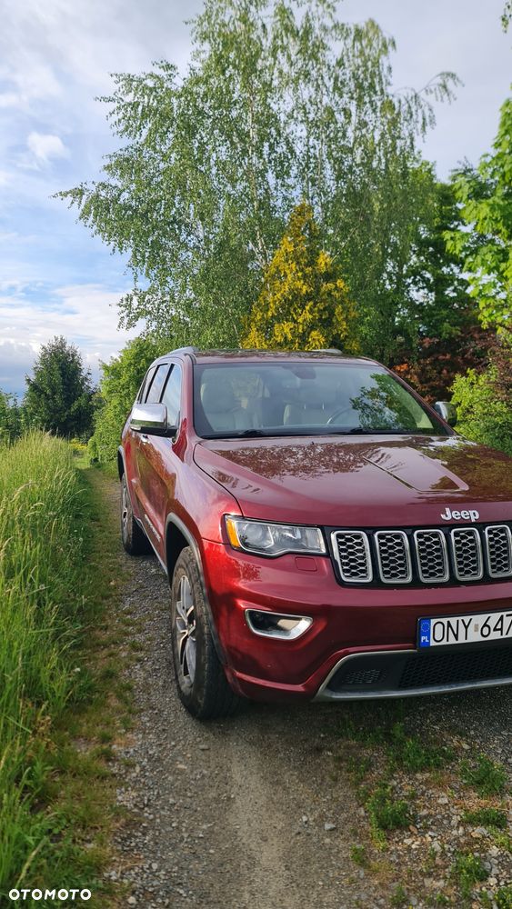 Jeep Grand Cherokee - 26
