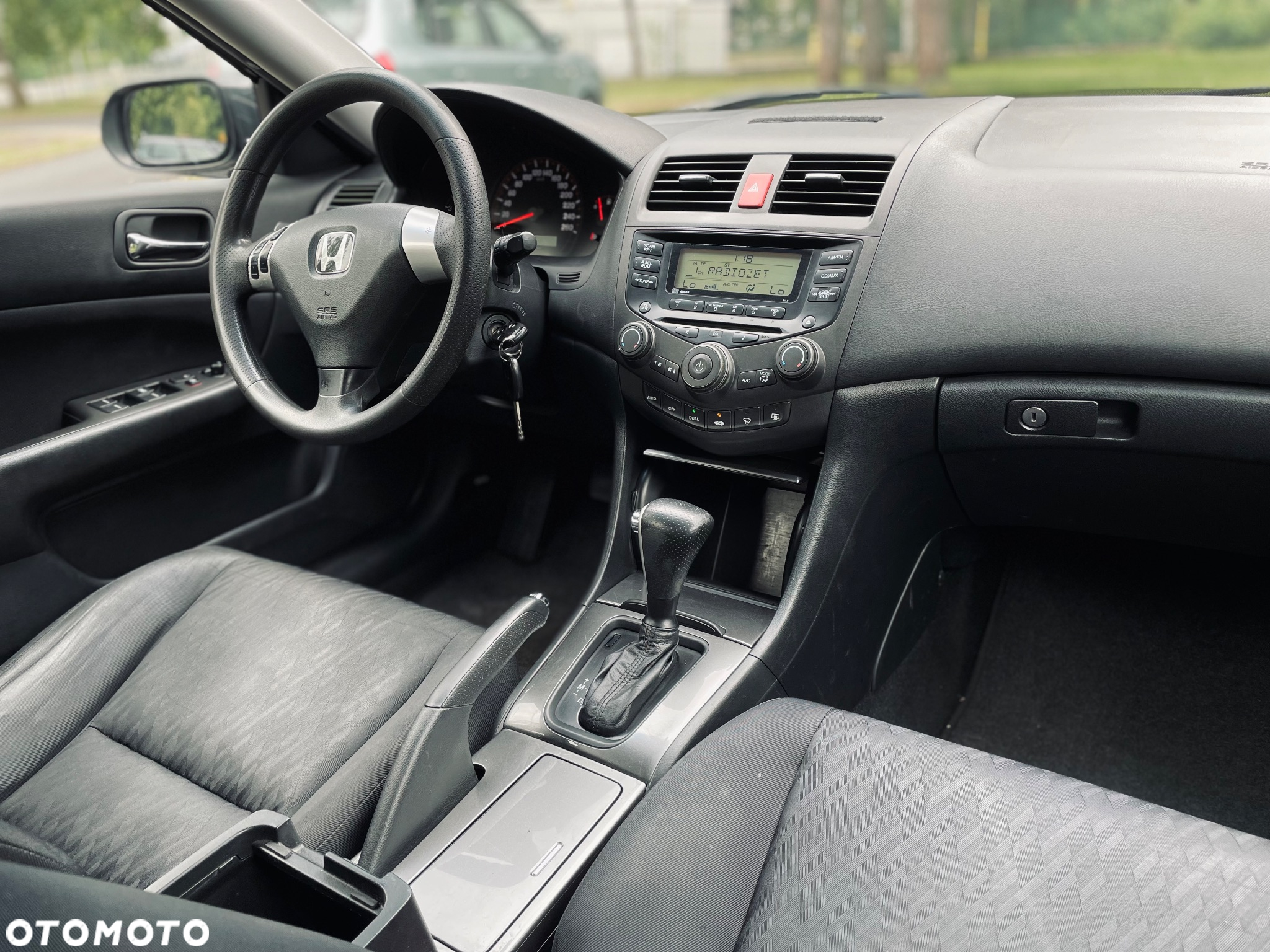 Honda Accord Tourer 2.0 i Automatik Comfort - 18