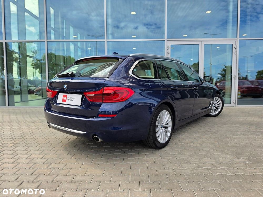 BMW Seria 5 530d Luxury Line - 6