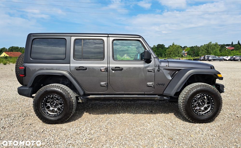 Jeep Wrangler 3.6 Unlim X - 4