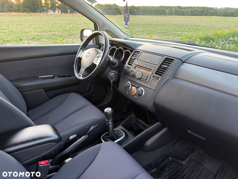 Nissan Tiida - 7