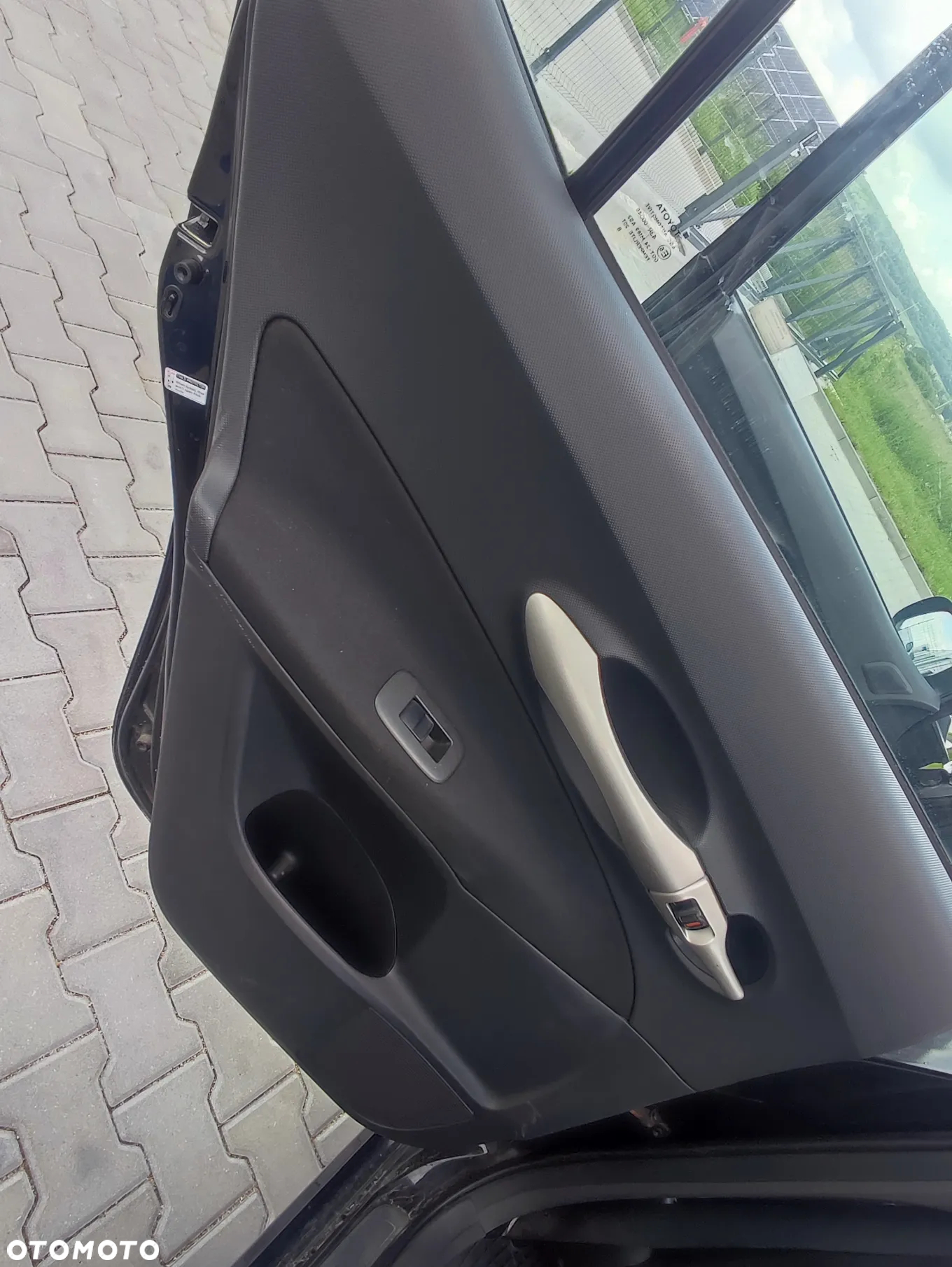 Toyota Auris 2.0 D-4D Sol - 26