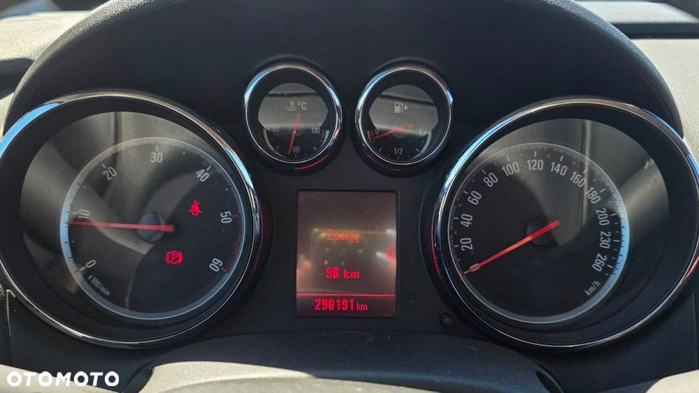 Opel Astra - 11