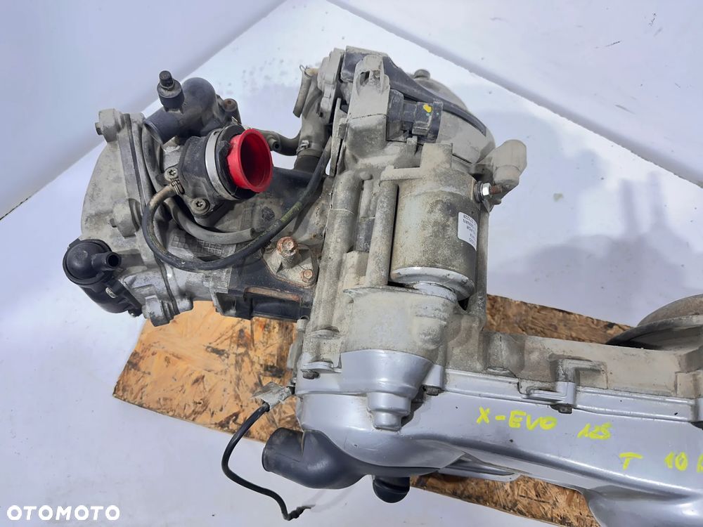 Silnik Piaggio Xevo 125 X-EVO 125  X8    14Dni GW - 3