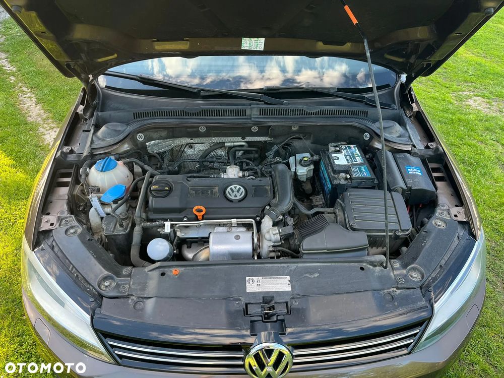 Volkswagen Jetta 1.4 TSI DSG Highline - 19