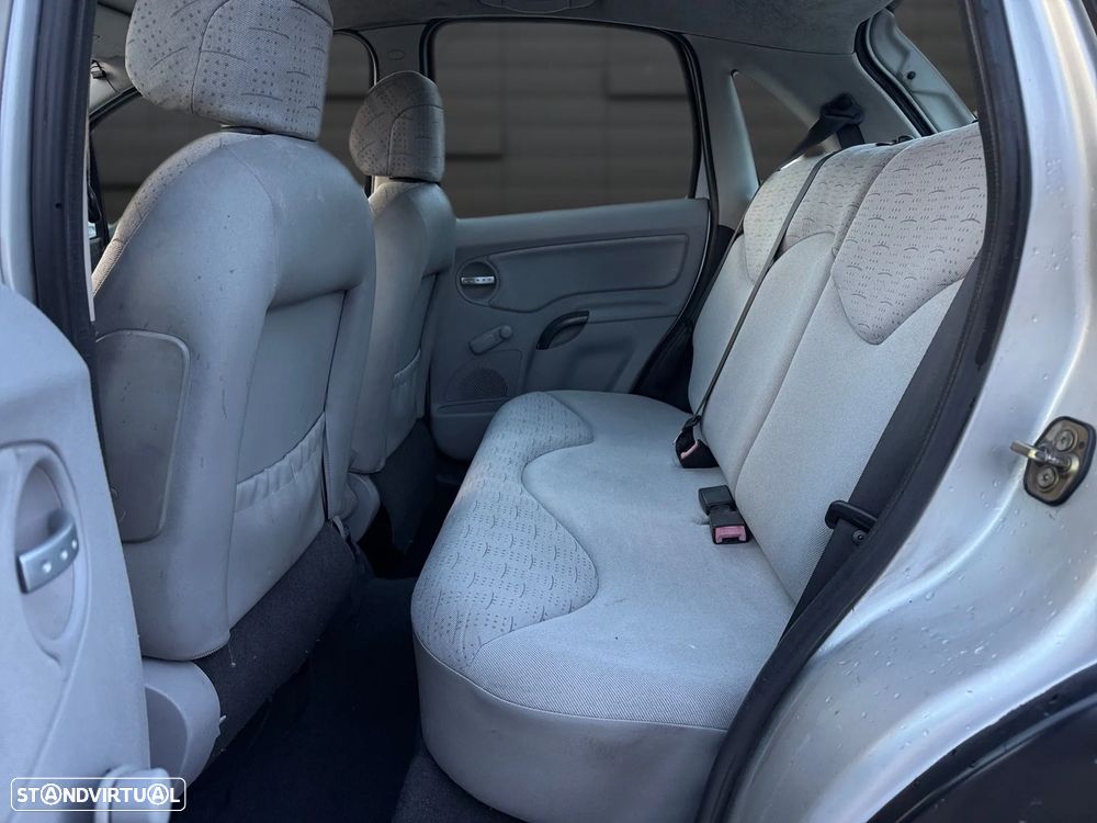 Citroën C3 1.1 SX + - 11