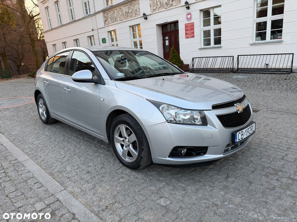 Chevrolet Cruze 1.6 LT - 23