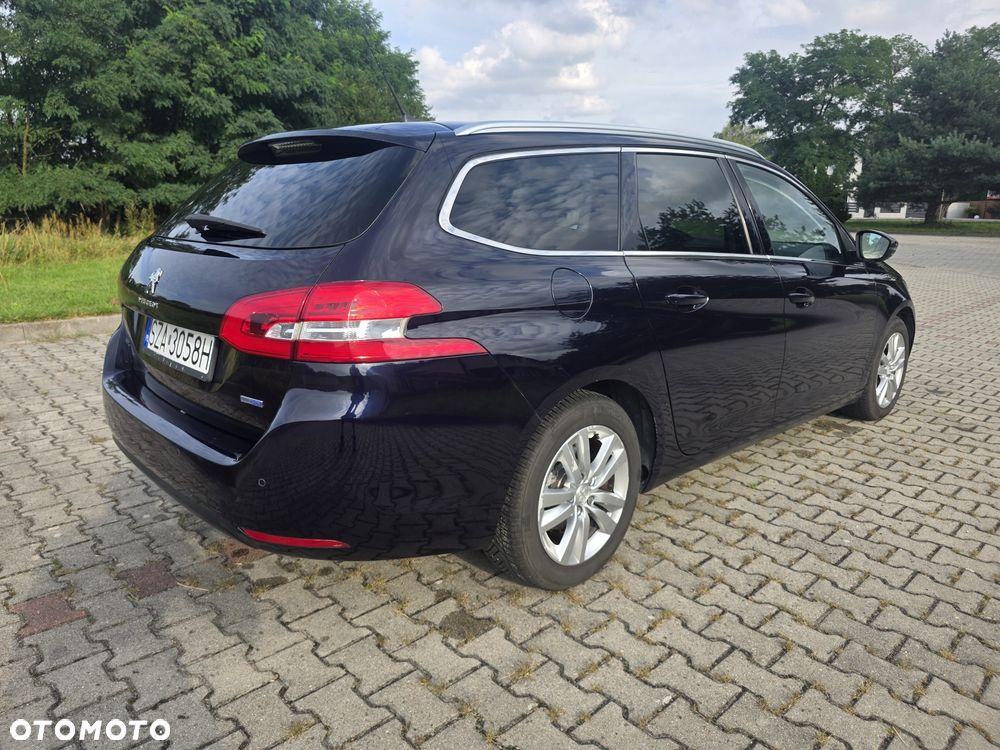 Peugeot 308 - 4