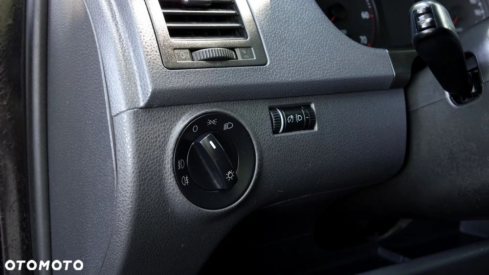 Volkswagen Polo 1.4 Tour - 3