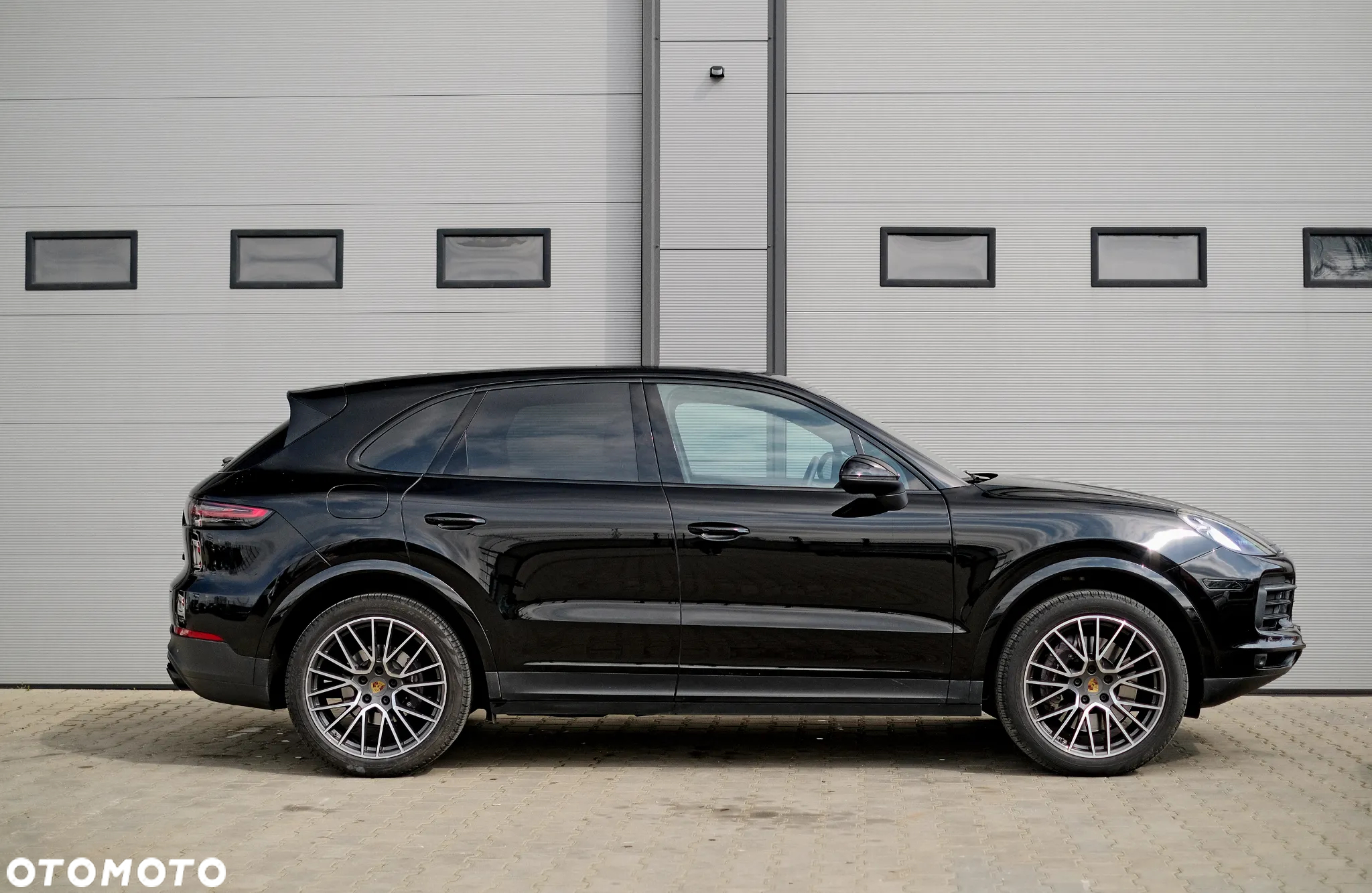 Porsche Cayenne - 6