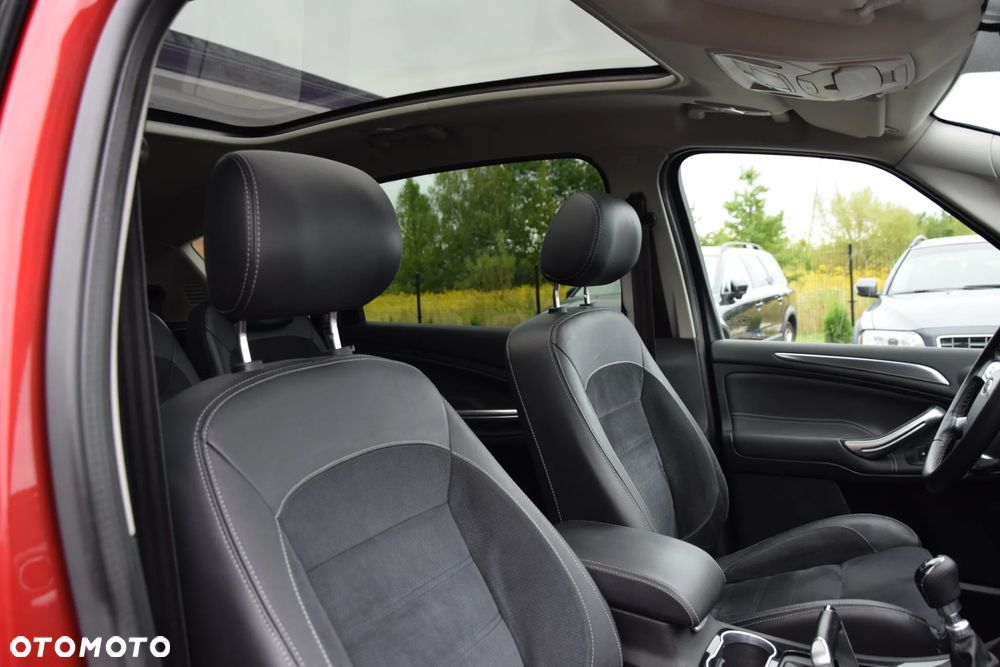 Ford S-Max 2.0 TDCi DPF Titanium - 29