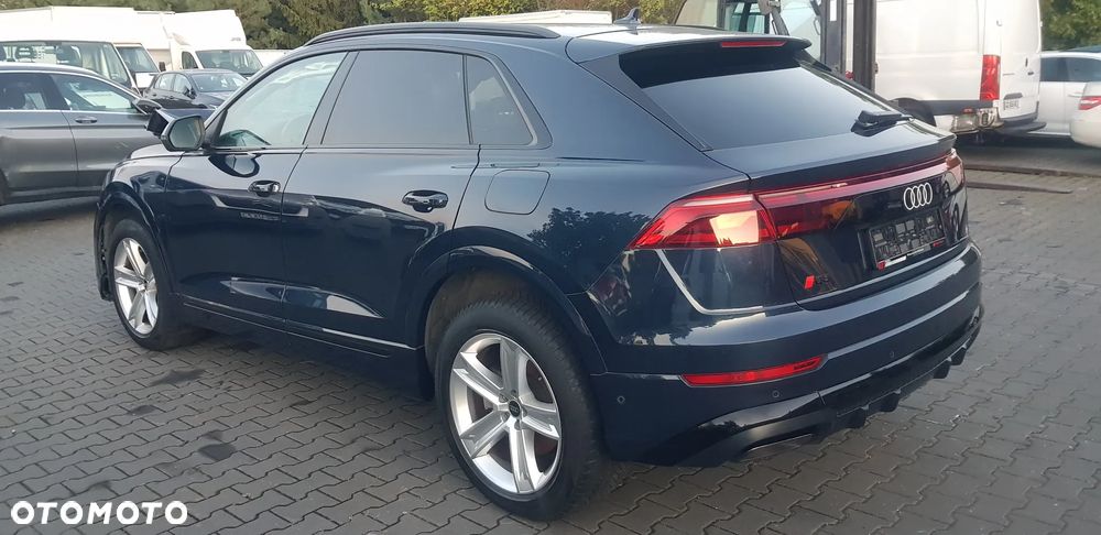 Audi Q8 SUV TFSI quattro 250 kW tiptronic S line business - 10