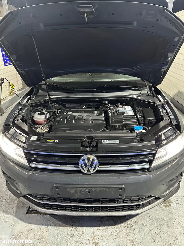 Volkswagen Tiguan 2.0 TDI SCR 4MOTION (BlueMotion Techn.) DSG Comfortline - 17