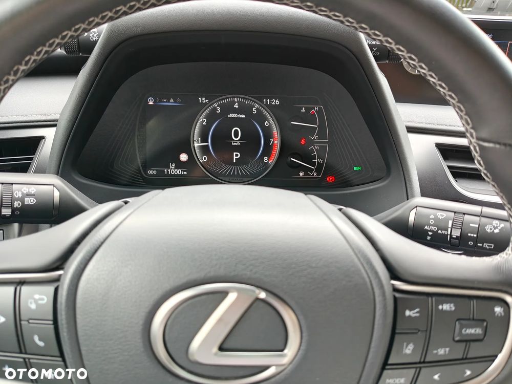 Lexus UX - 6