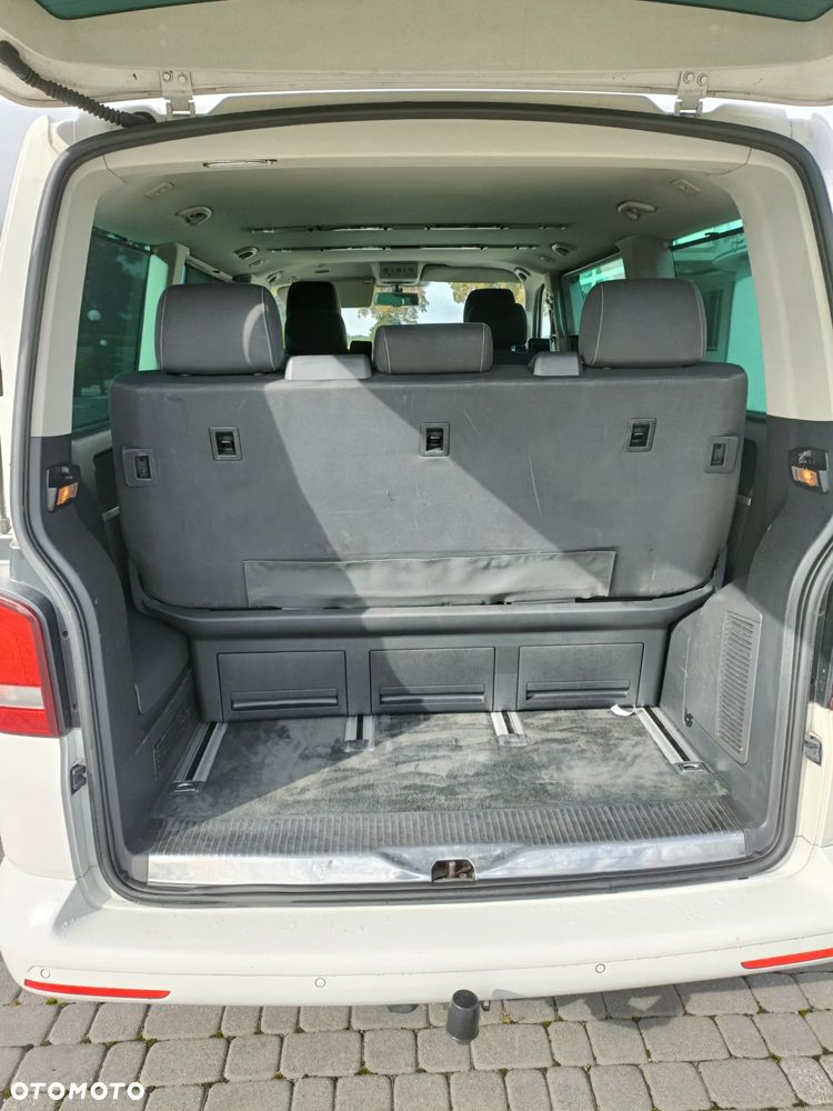 Volkswagen Multivan - 28