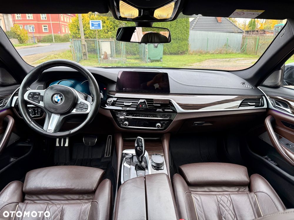 BMW Seria 5 530d xDrive M Sport sport - 9