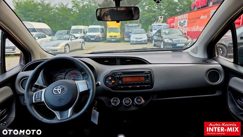 Toyota Yaris - 15