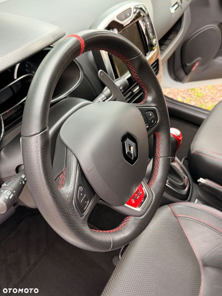 Renault Clio - 15