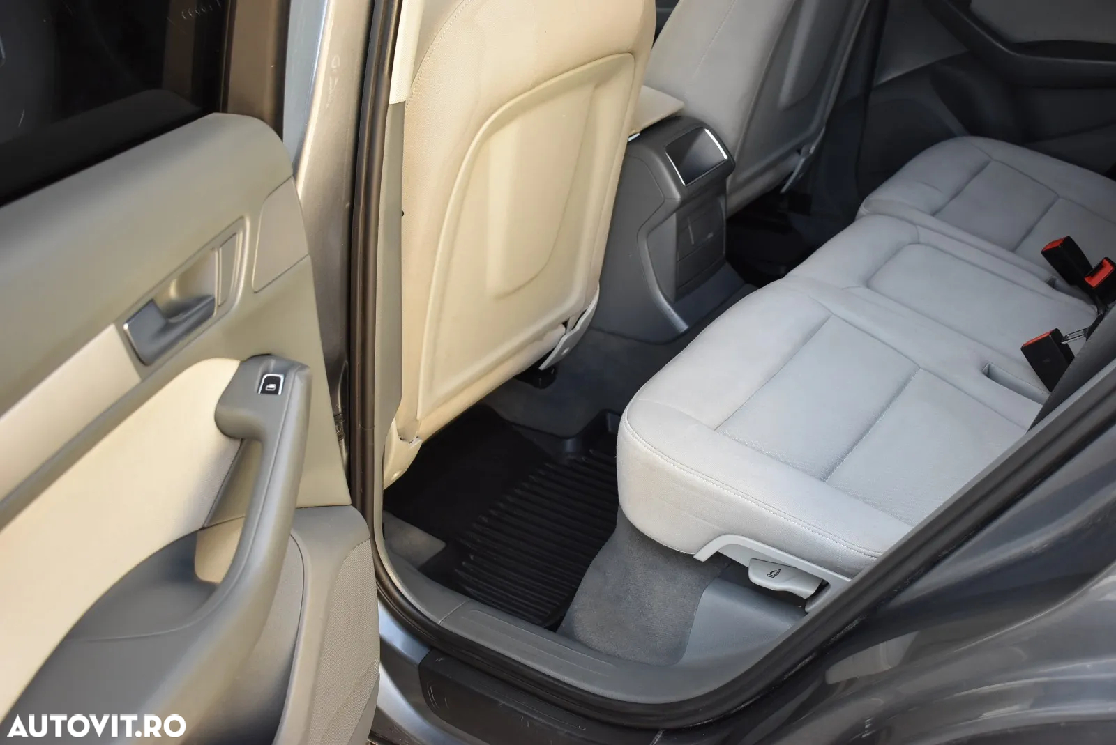 Audi Q5 3.0 TDI Quattro clean Stronic - 8