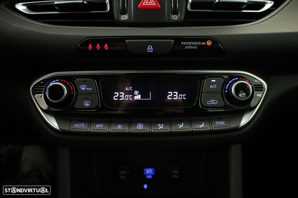 Hyundai i30 SW 1.0 T-GDi Style Plus - 12