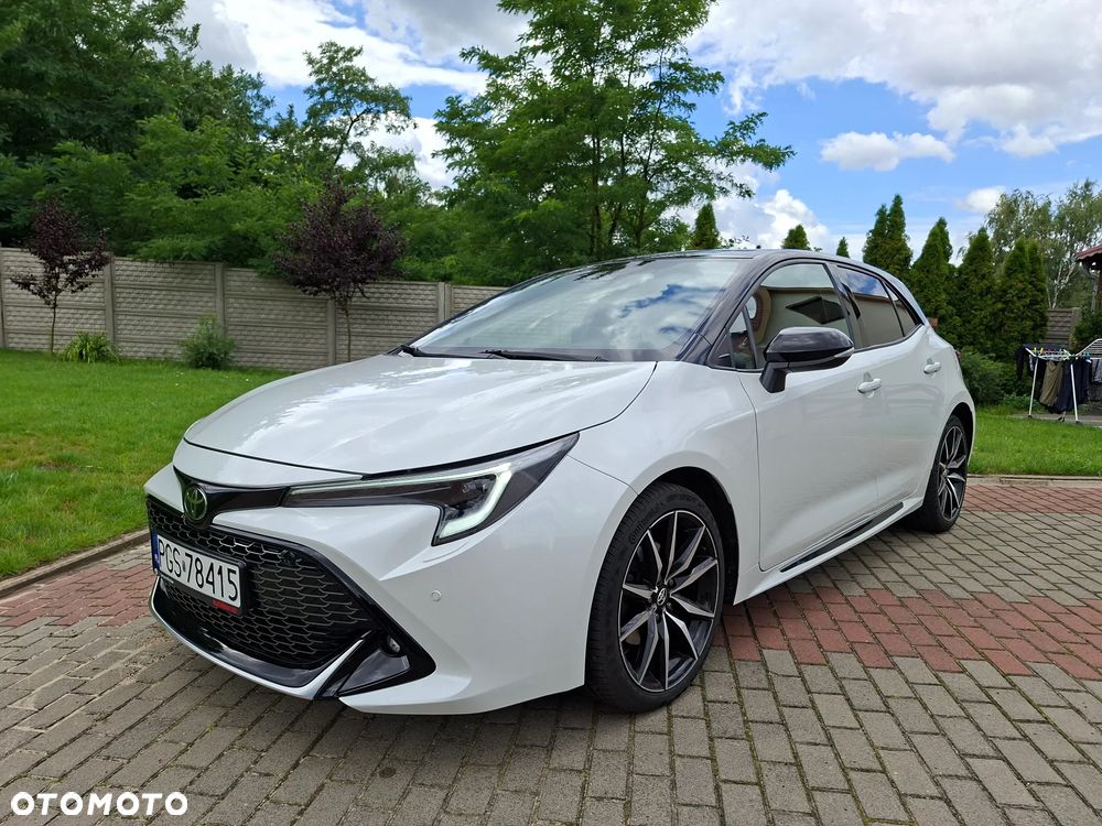 Toyota Corolla 2.0 Hybrid GR Sport - 1