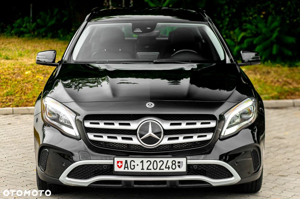 Mercedes-Benz GLA 250 4Matic 7G-DCT Activity Edition - 13