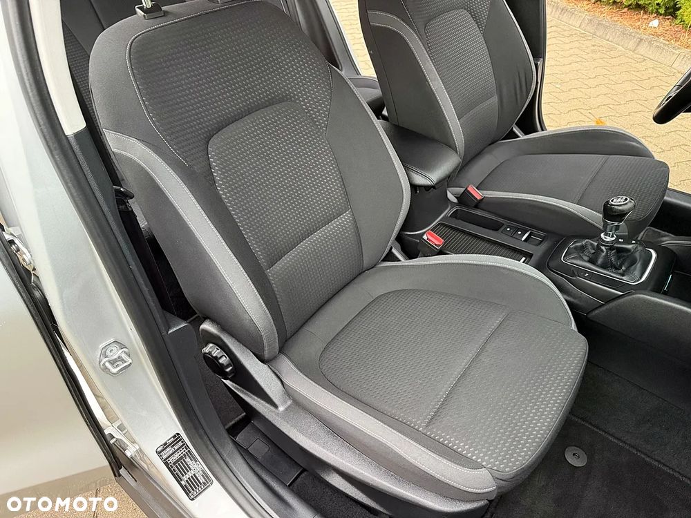 Ford Focus 1.5 EcoBlue STart-Stopp-System TITANIUM - 31