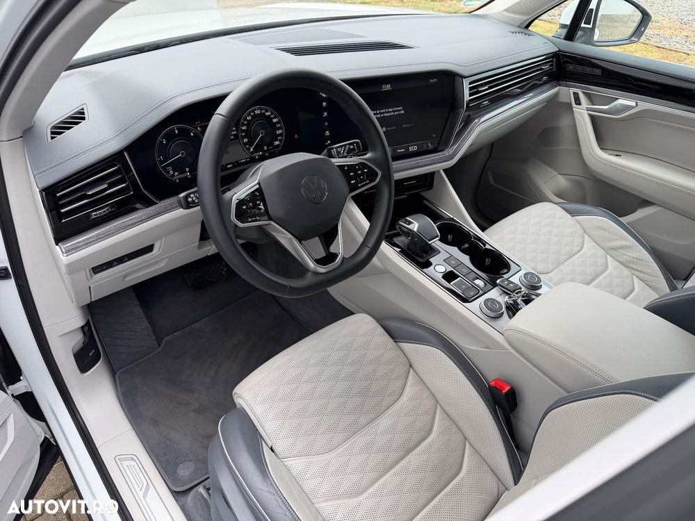 Volkswagen Touareg 3.0 V6 TDI 4Motion DPF Automatik R-Line - 22