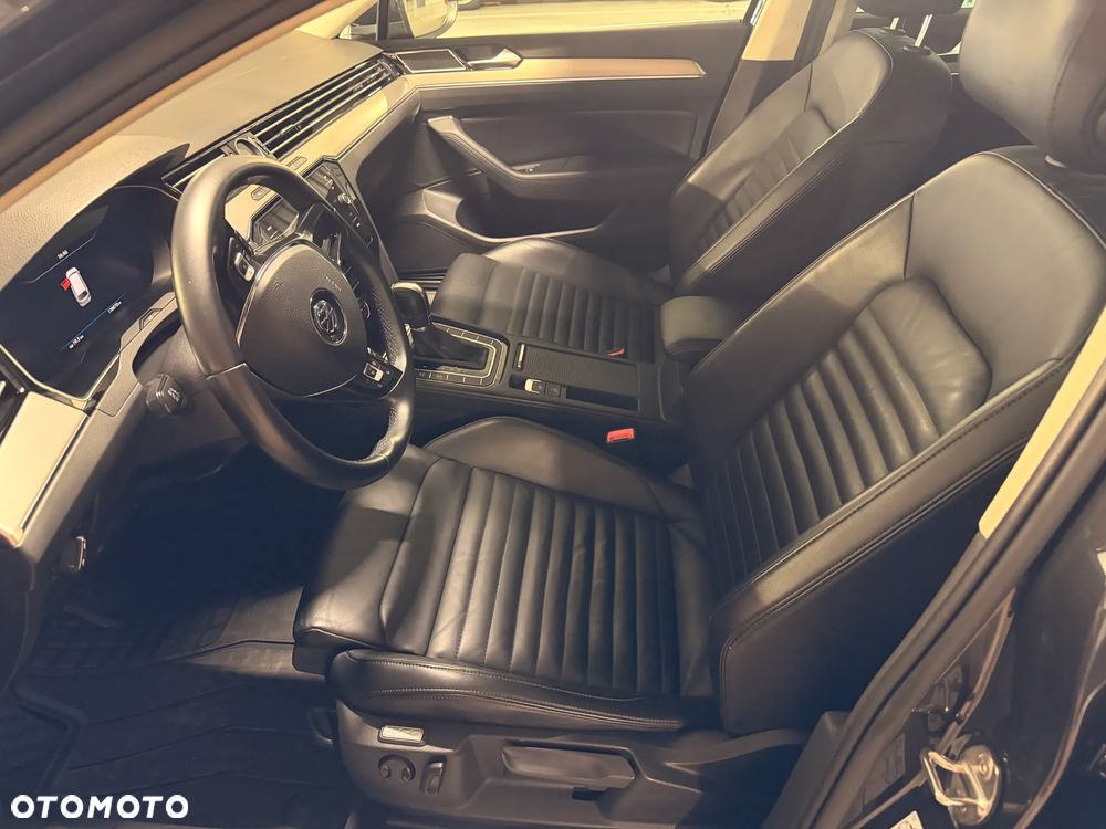 Volkswagen Passat 2.0 TDI SCR Highline DSG - 11