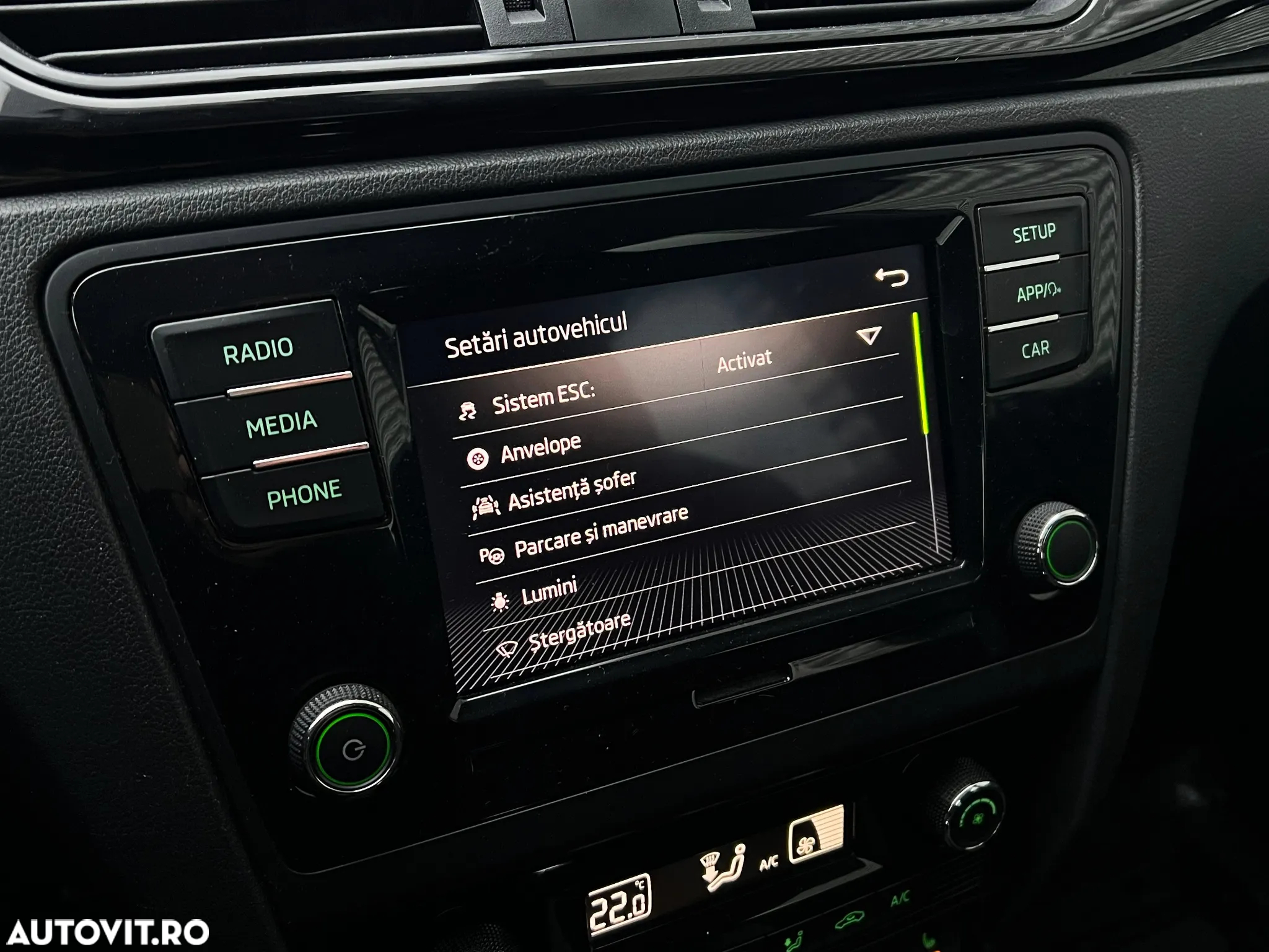 Skoda RAPID 1.0 TSI DSG Style - 18