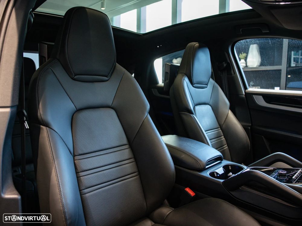 Porsche Cayenne S E-Hybrid — fotografia 44