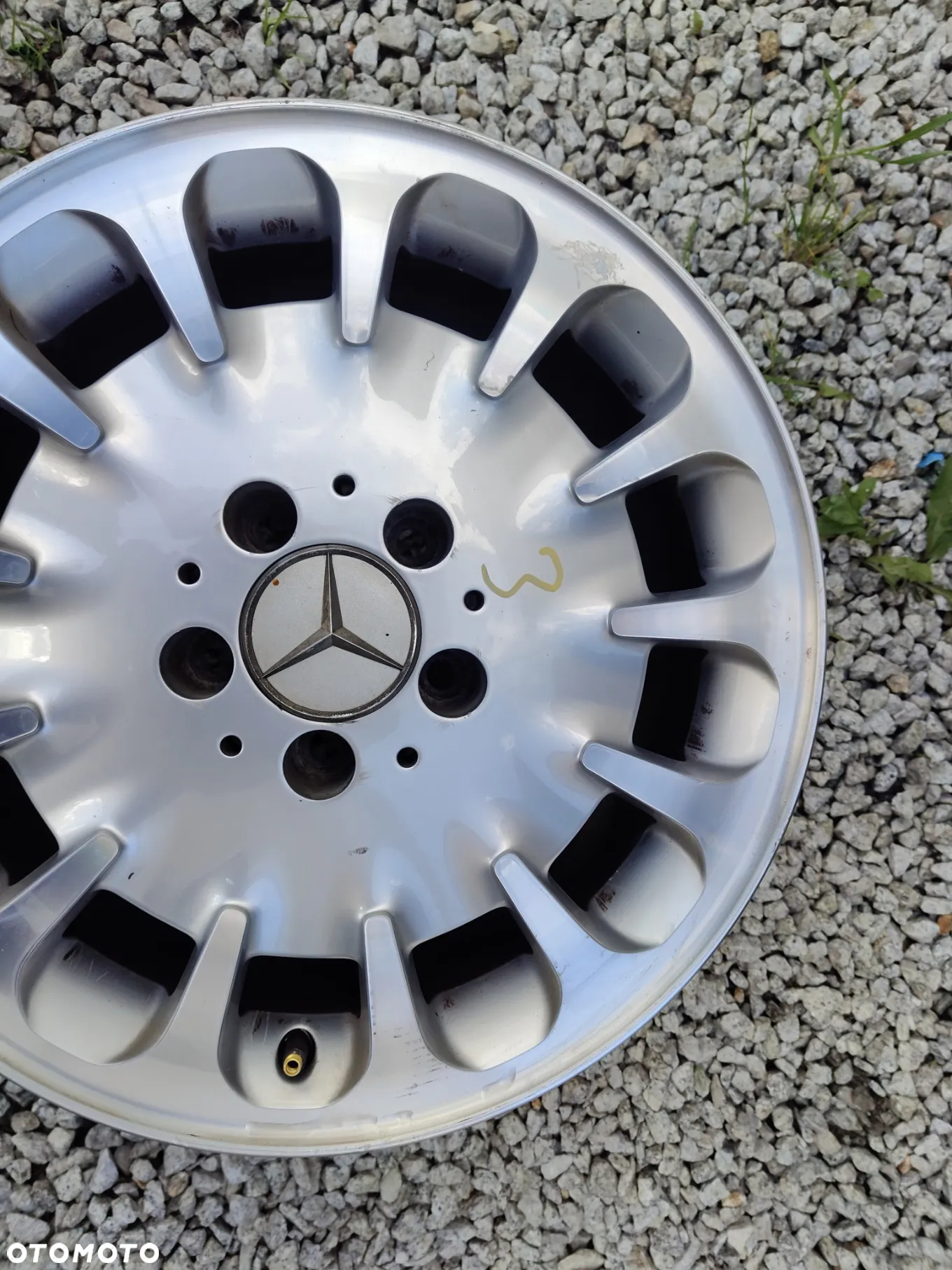 MERCEDES e-KLASA W211 FELGA Aluminiowa A2114011402 Sztuka - 11