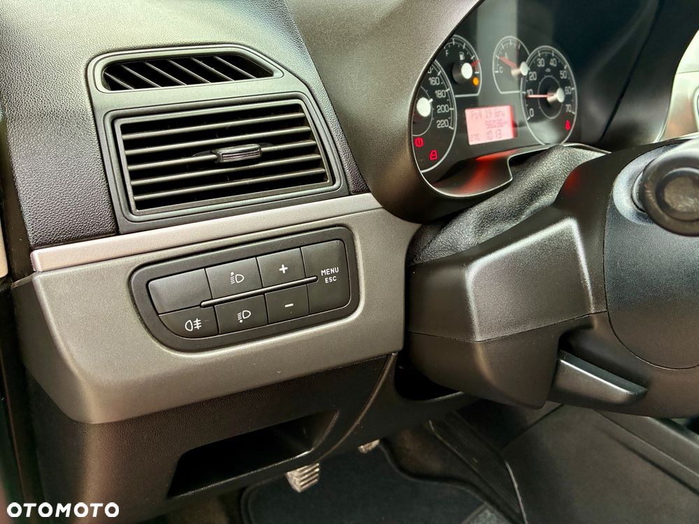 Fiat Grande Punto 1.4 8V Dynamic - 33