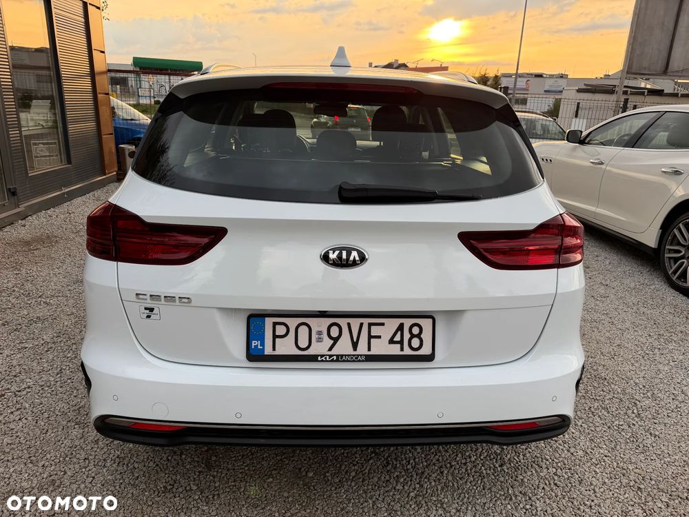 Kia Ceed 1.5 T-GDI GT-Line DCT - 19