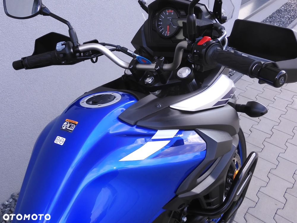 Suzuki V-STROM - 20