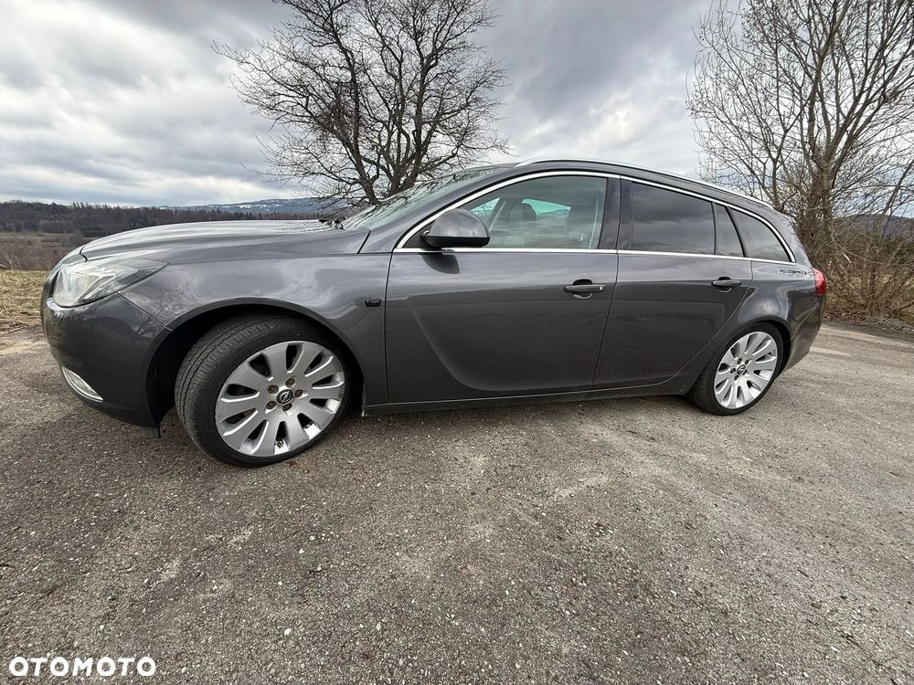 Opel Insignia - 1
