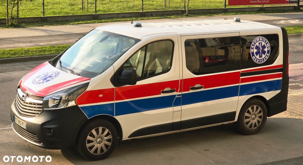 Opel Vivaro 1.6dci Karetka Ambulans Nosze - 3