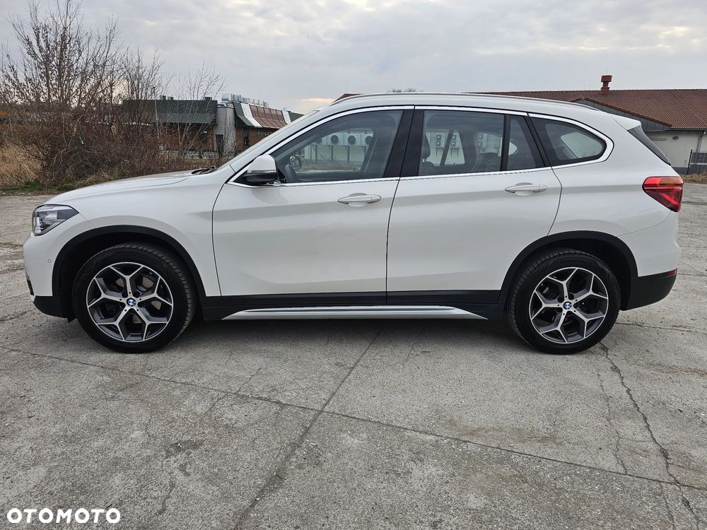 BMW X1 sDrive18d xLine - 4
